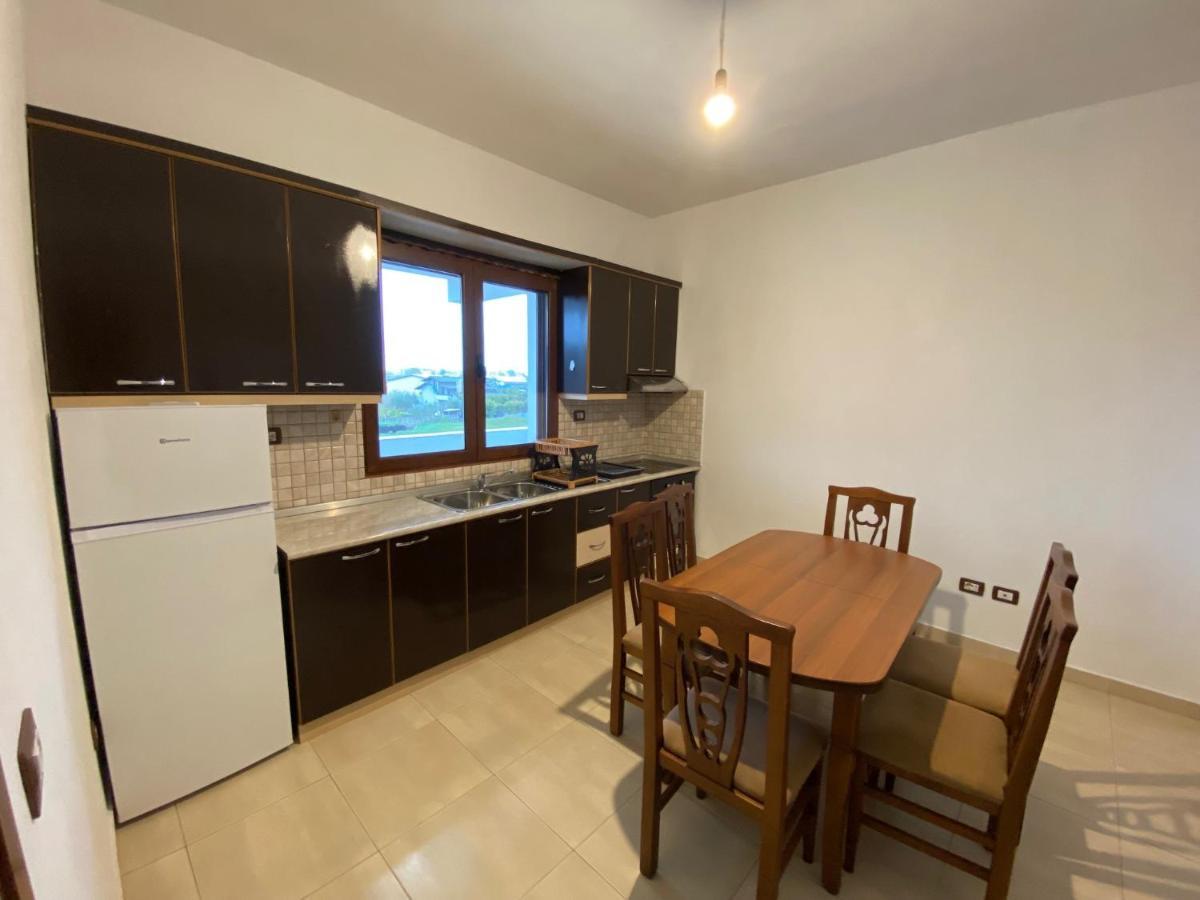 Vila Bali Durrës Buitenkant foto