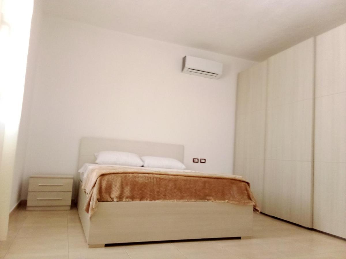 Vila Bali Durrës Buitenkant foto
