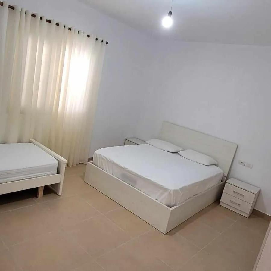 Vila Bali Durrës Buitenkant foto